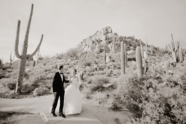enchanting-gold-desert-wedding