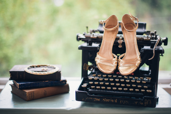 Gray and Coral Spring Wedding by Kate Ignatowski Photography