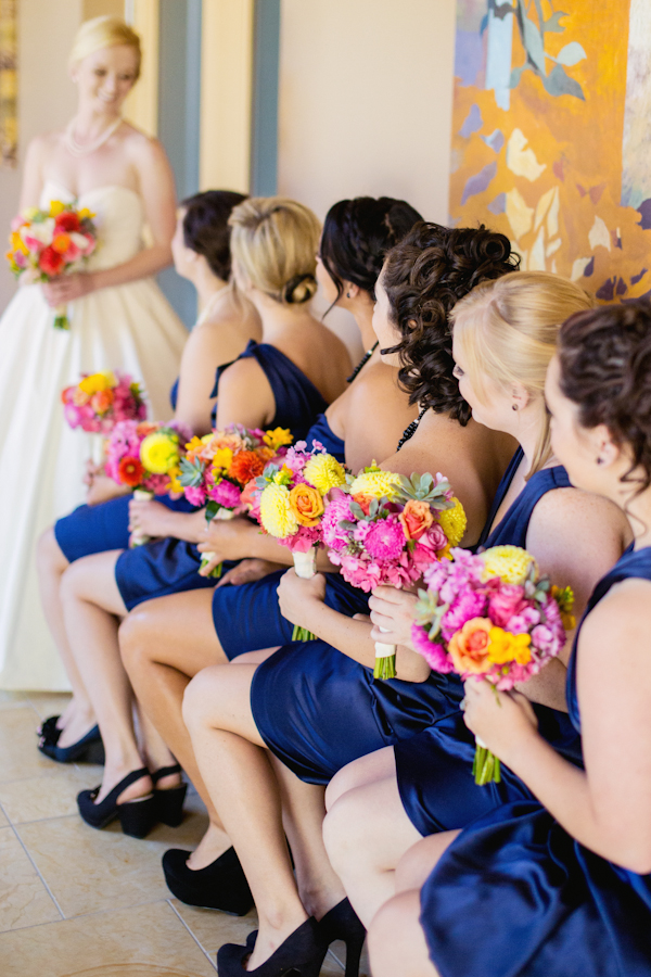 navy-blue-summer-wedding-at-green