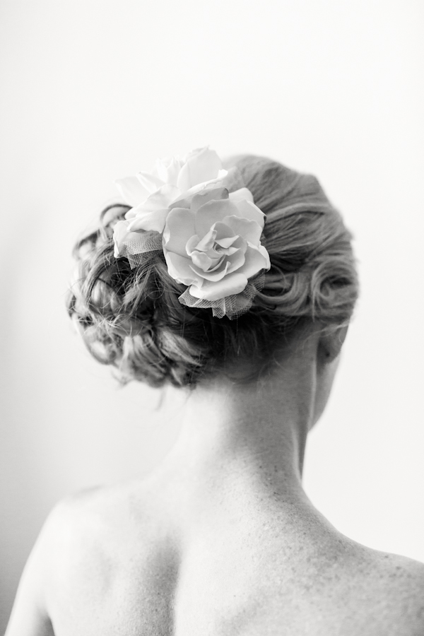 navy-blue-summer-wedding-at-green