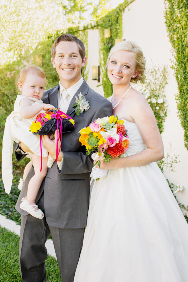 navy-blue-summer-wedding-at-green