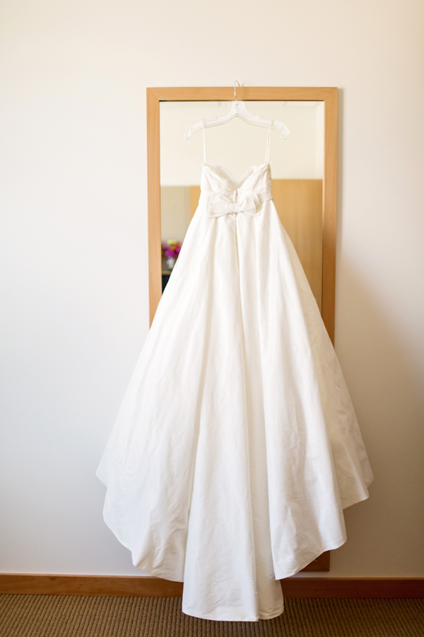 navy-blue-summer-wedding-at-green