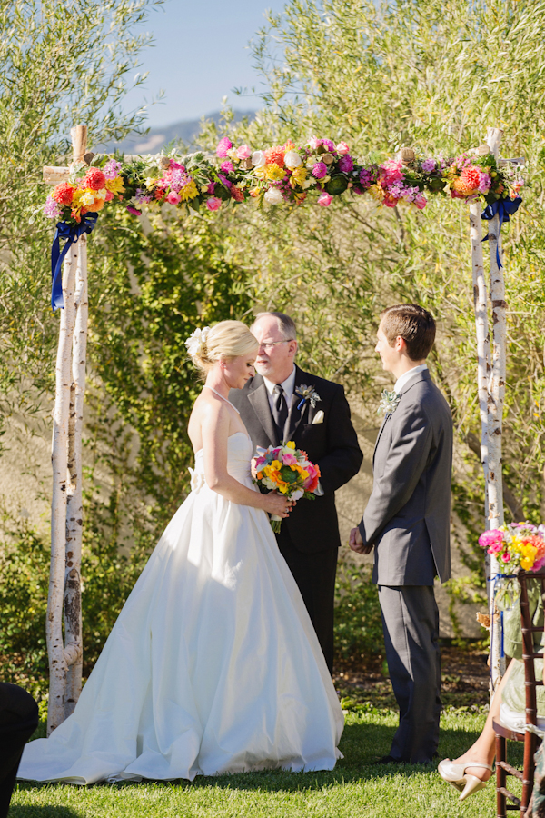 navy-blue-summer-wedding-at-green