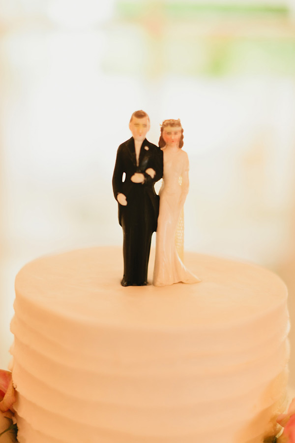 romantic-pink-and-peach-wedding-at