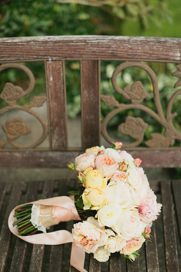 romantic-pink-and-peach-wedding-at