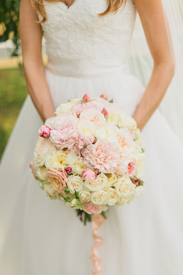 romantic-pink-and-peach-wedding-at