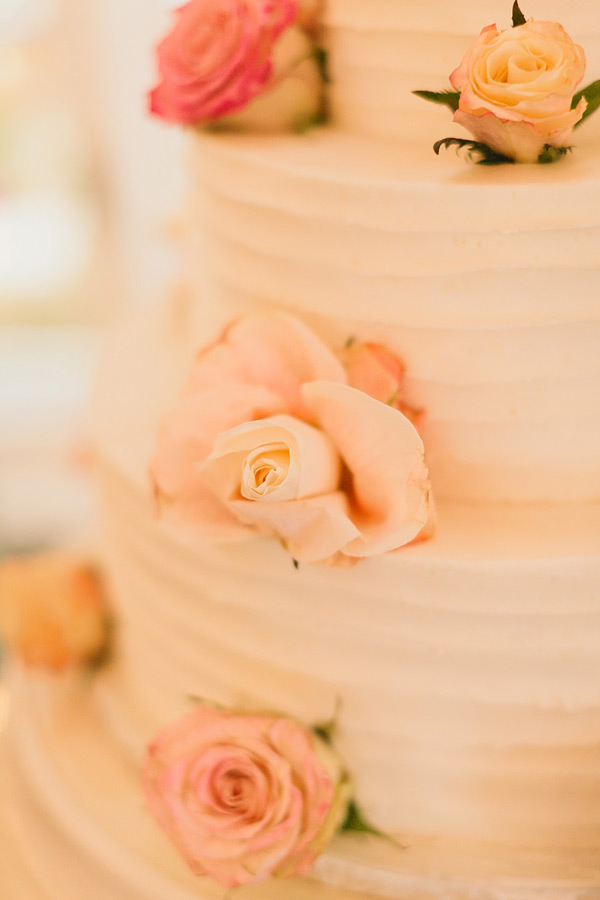 romantic-pink-and-peach-wedding-at
