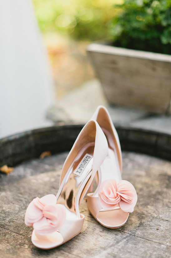 pink shoes by Badgley Mischka