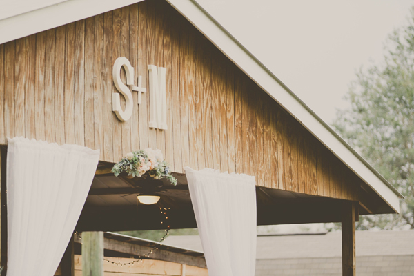 rustic-barn-wedding-at-cross-creek-ranch