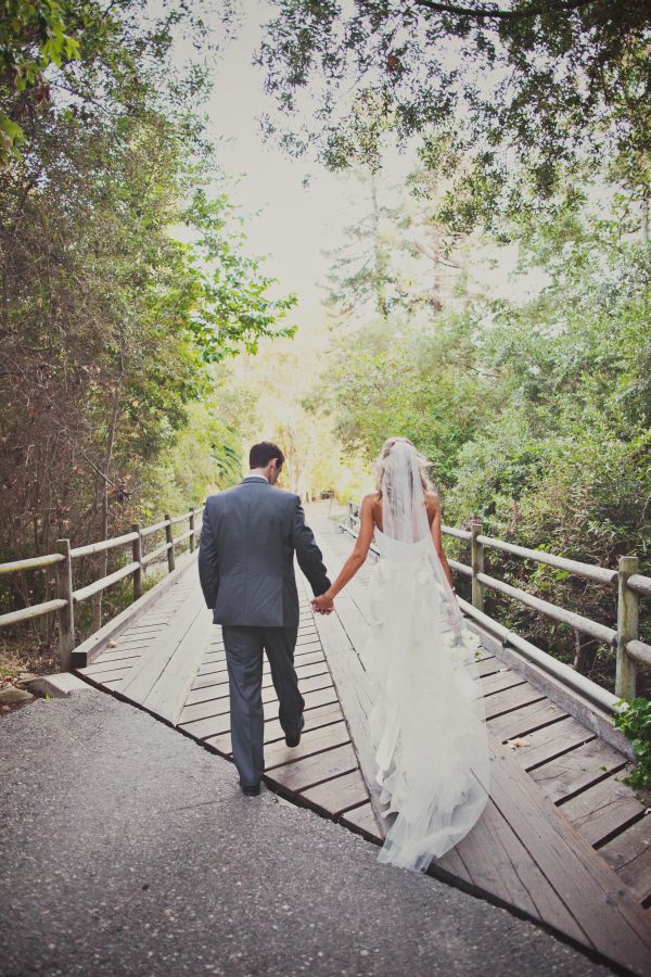 rustic-beach-to-barn-wedding