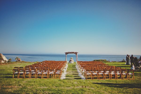 rustic-beach-to-barn-wedding