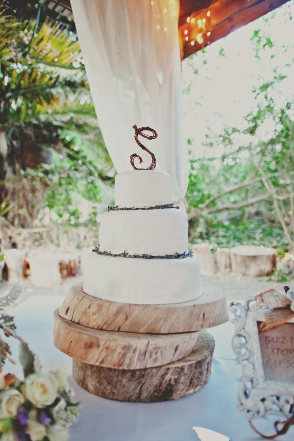rustic-beach-to-barn-wedding