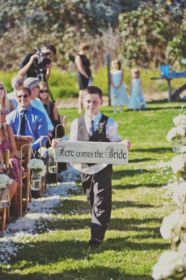 rustic-beach-to-barn-wedding