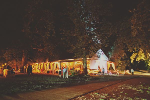rustic-beach-to-barn-wedding