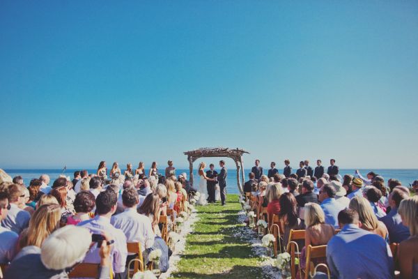 rustic-beach-to-barn-wedding