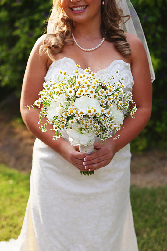 daisy bridal bouquet by Lanfranco & Co