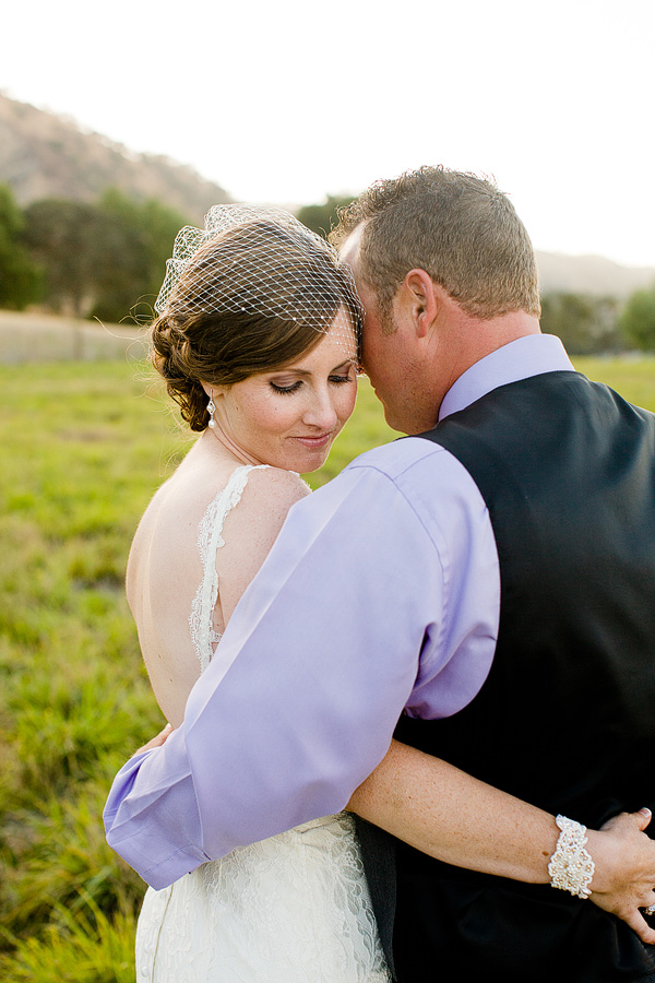 rustic-diy-backyard-wedding