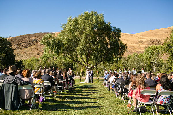 rustic-diy-backyard-wedding