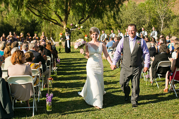 rustic-diy-backyard-wedding