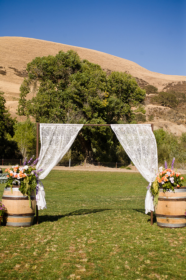 rustic-diy-backyard-wedding