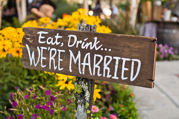 rustic-diy-backyard-wedding