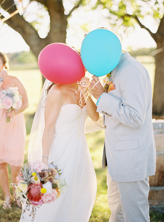 balloon release at wedding
