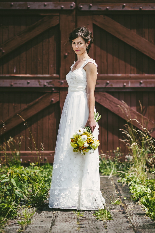 vancouver-island-wedding-at-sea-cider