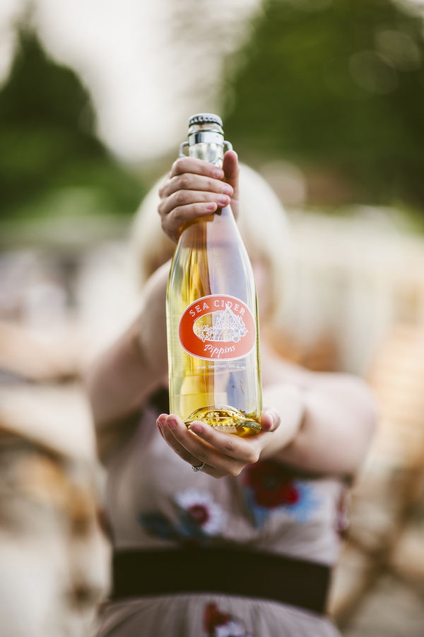 vancouver-island-wedding-at-sea-cider