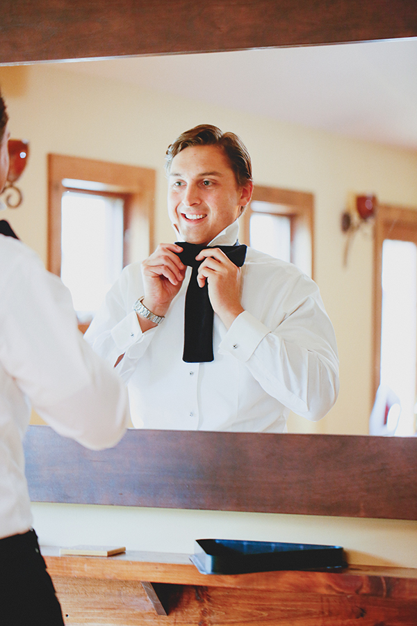 vintage-chic-vineyard-wedding