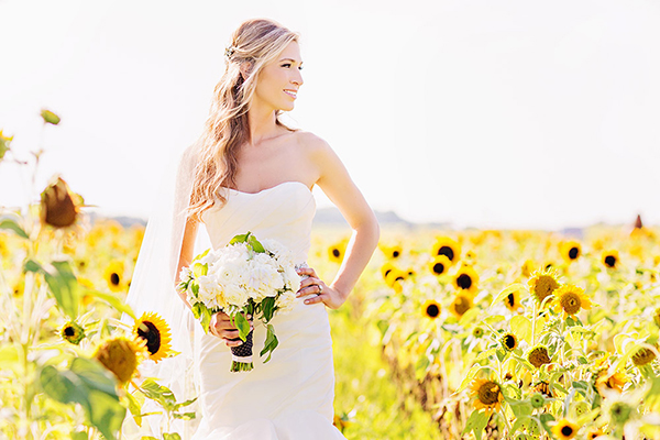 vintage-chic-vineyard-wedding