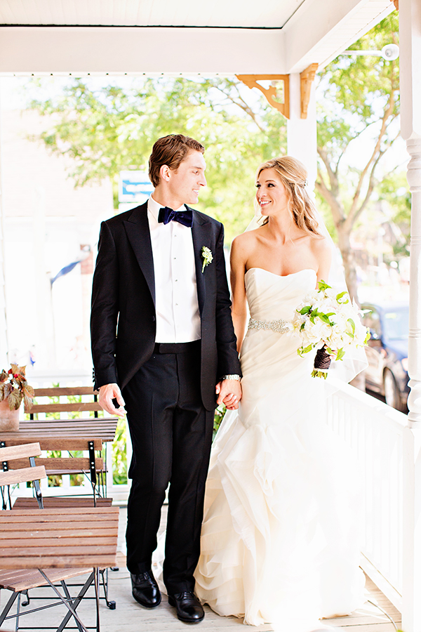 vintage-chic-vineyard-wedding