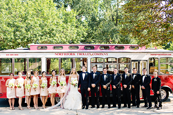 vintage-chic-vineyard-wedding