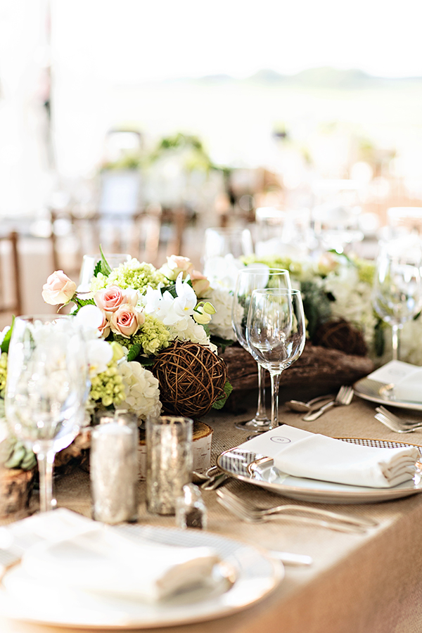 vintage-chic-vineyard-wedding