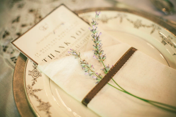 vintage-european-inspired-barn-wedding