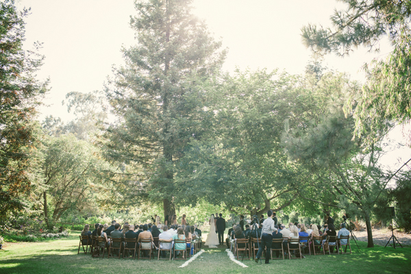 vintage-european-inspired-barn-wedding
