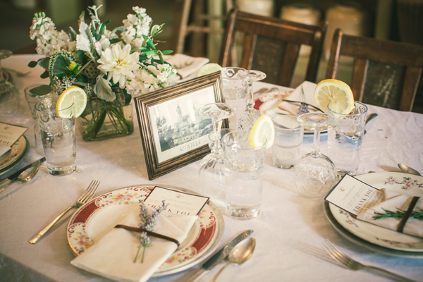vintage-european-inspired-barn-wedding