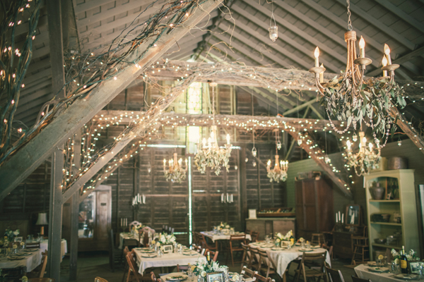 vintage-european-inspired-barn-wedding