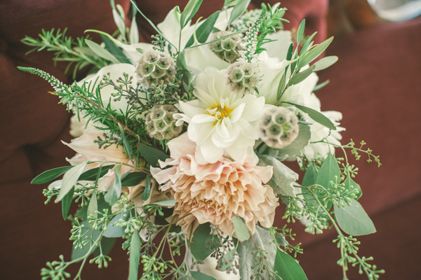 vintage-european-inspired-barn-wedding
