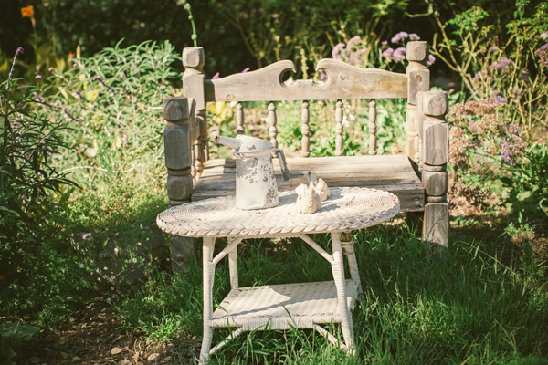 vintage-european-inspired-barn-wedding