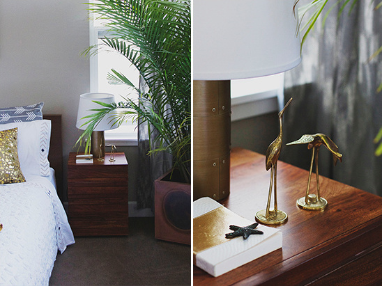Bedroom decor with lamp and birds