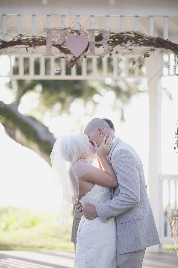 whimsical-campground-wedding