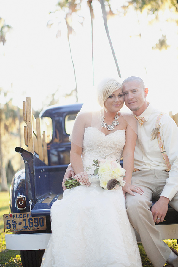 whimsical-campground-wedding