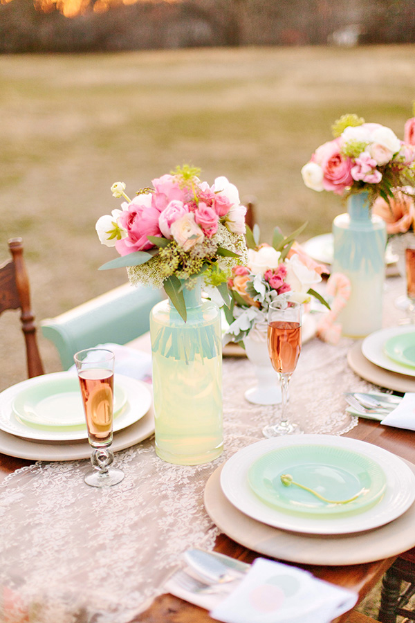 whimsical-coral-and-mint-wedding