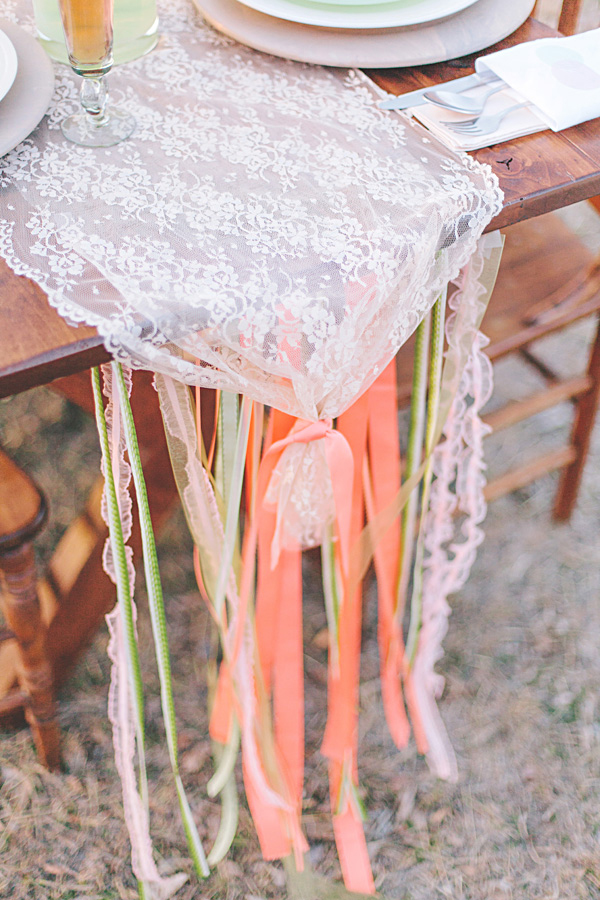 whimsical-coral-and-mint-wedding