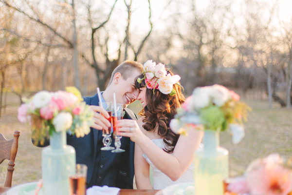 whimsical-coral-and-mint-wedding