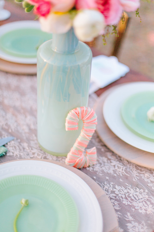 whimsical-coral-and-mint-wedding