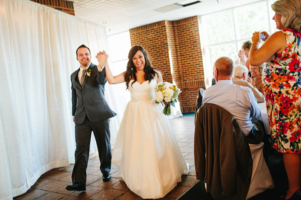 blue-and-yellow-wedding-at-baylor-school