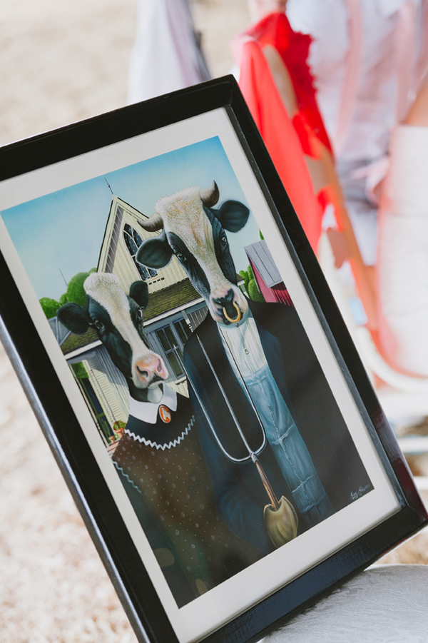 chic-dairy-farm-wedding-in-pink-and-gray