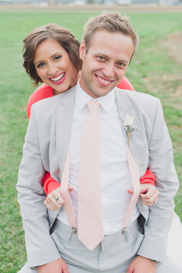 chic-dairy-farm-wedding-in-pink-and-gray