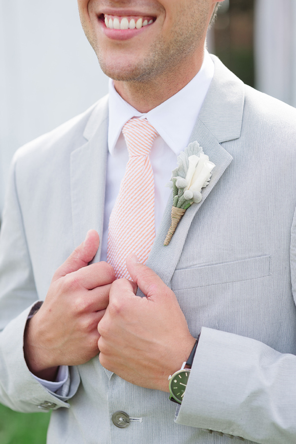 chic-dairy-farm-wedding-in-pink-and-gray